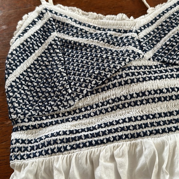 Embroidered peplum top - Picture 2 of 4